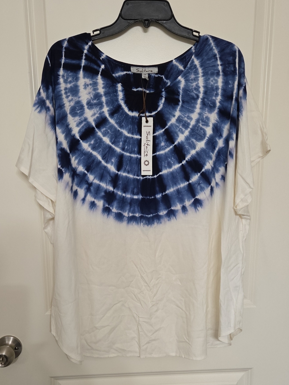Solitaire Navy and White Tie-Dye Scoop Neck Tunic